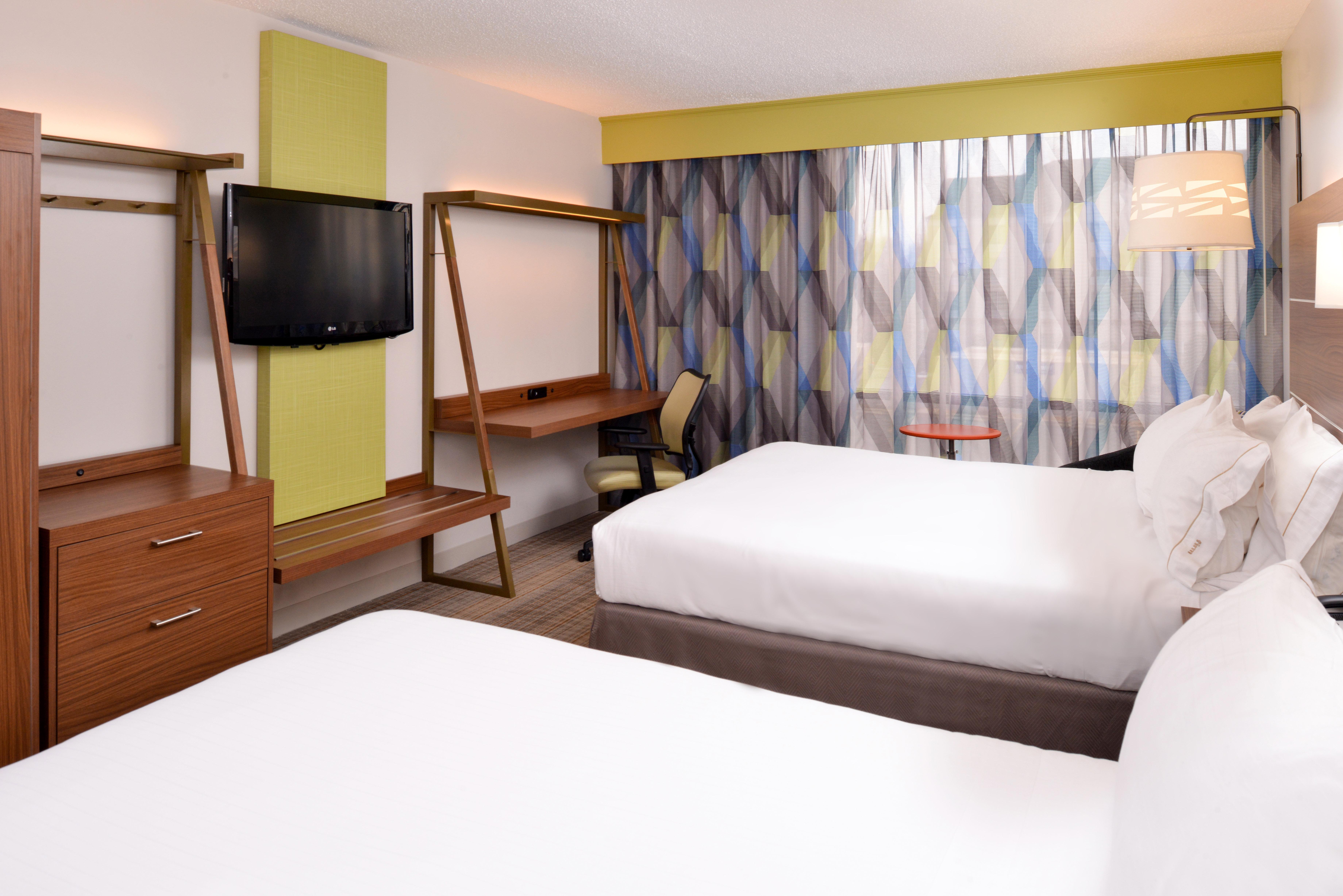 Holiday Inn Express & Suites Springfield By Ihg Bagian luar foto